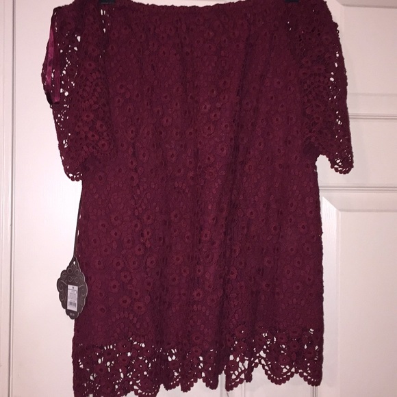 Burgundy off the shoulder top - Picture 4 of 4